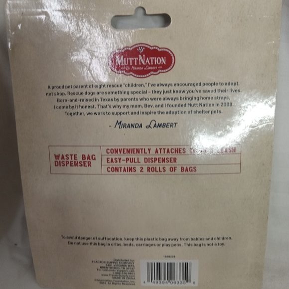 2 - Mutt Nation Dog / Puppy Waste Bag Dispenser w/ clip By Miranda Lambert NEW - Picture 3 of 6